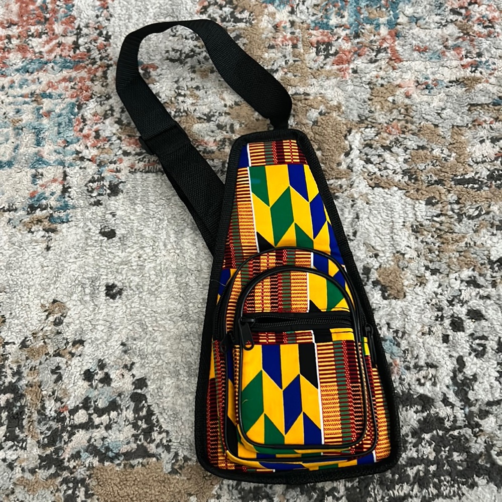 Unisex small shoulder bag